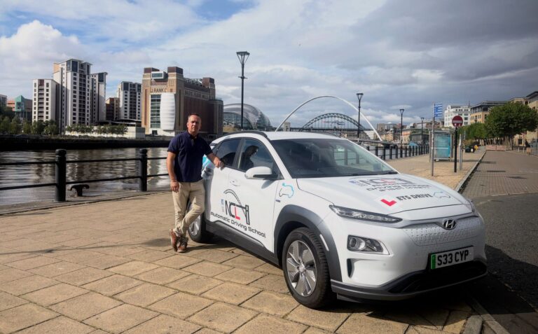 automatic driving lessons in newcastle